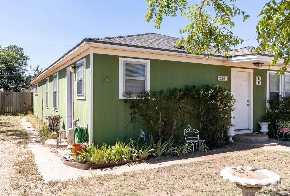 2301 E 1st Street Petersburg, TX 79250