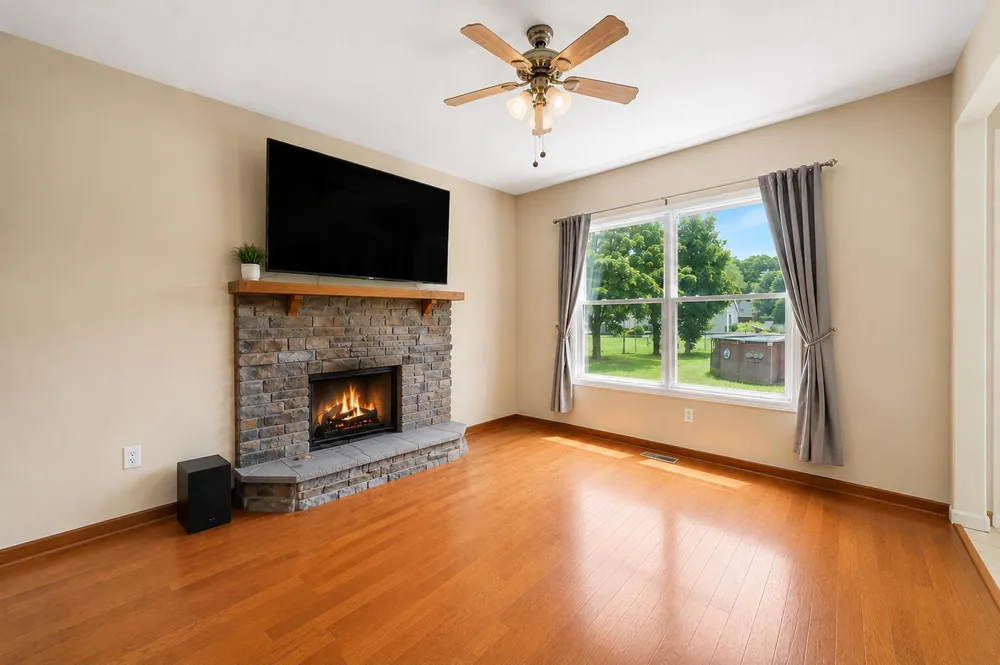 2380 David Street Niles, MI 49120