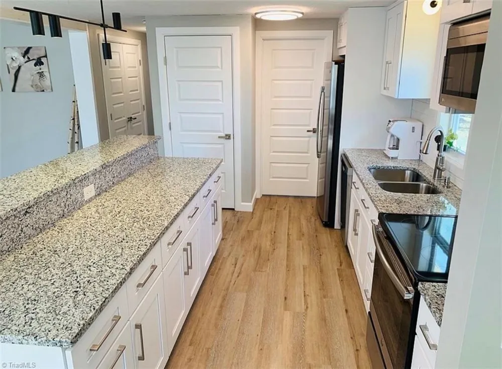 1331 lynndale Drive Winston-Salem, NC 27106