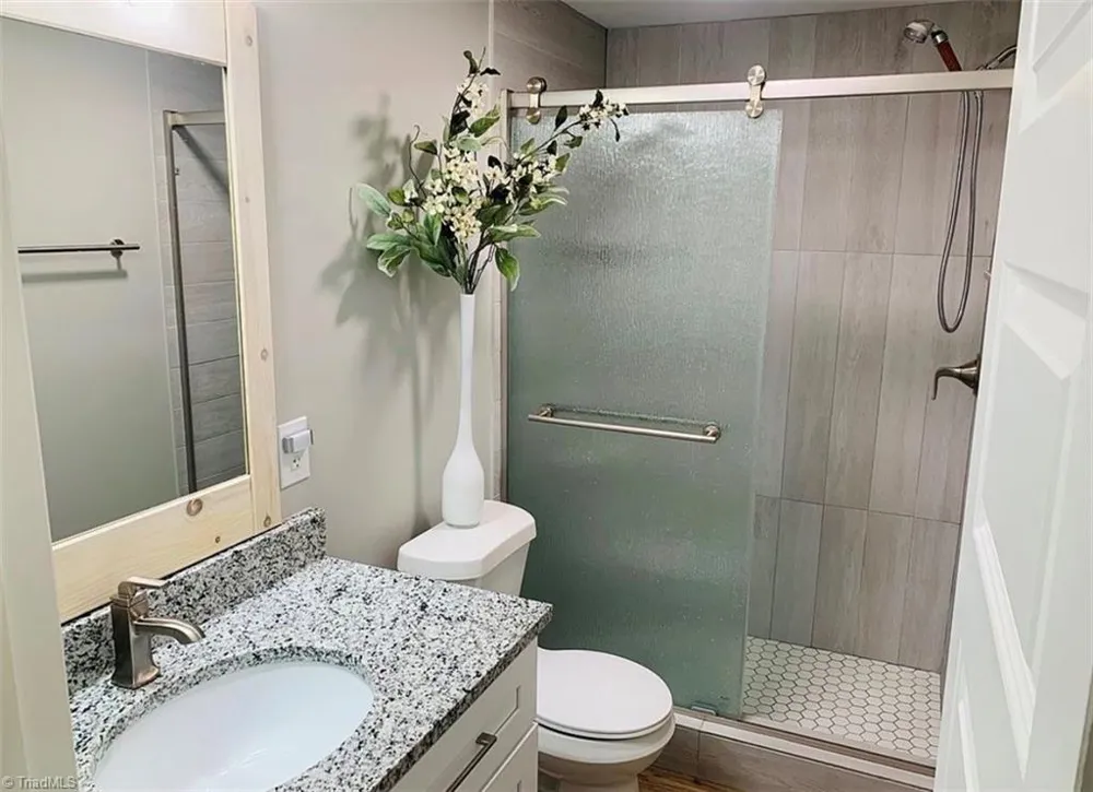 1331 lynndale Drive Winston-Salem, NC 27106