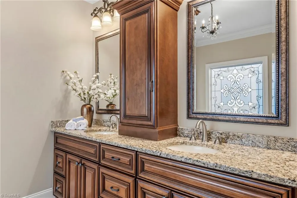 6202 Bradford Place Court Summerfield, NC 27358