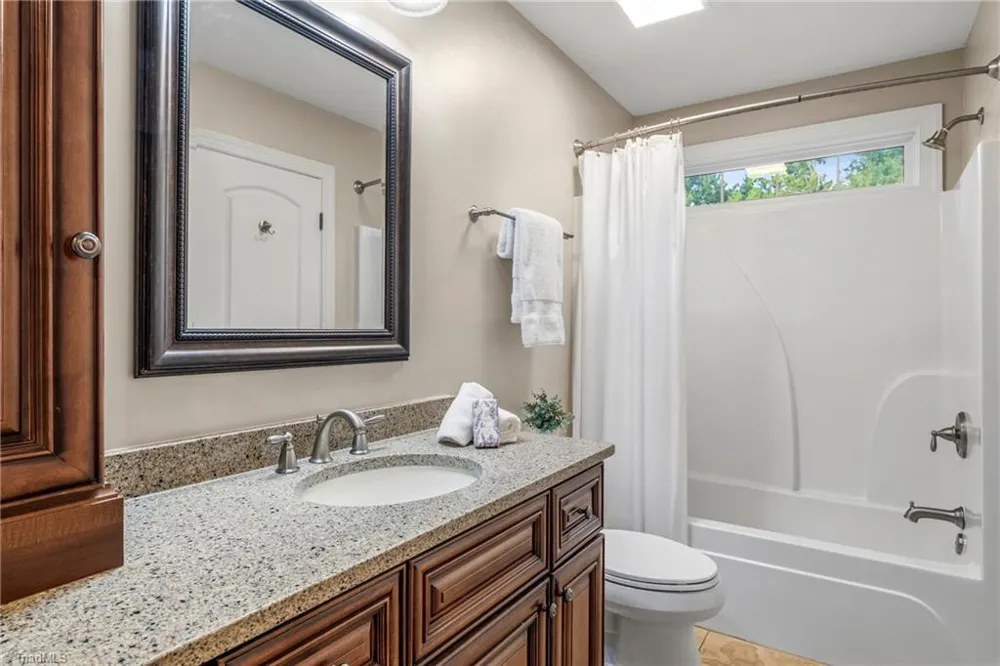 6202 Bradford Place Court Summerfield, NC 27358
