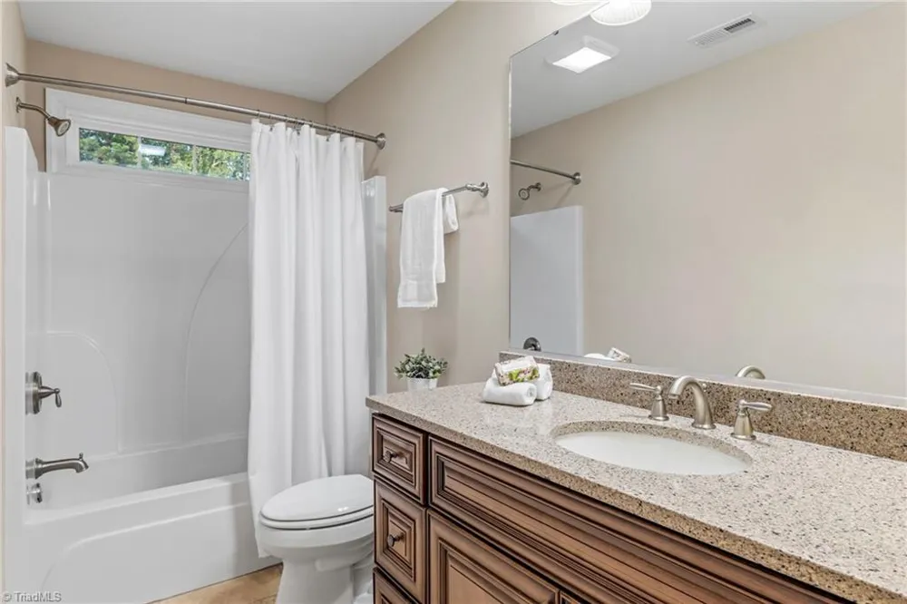 6202 Bradford Place Court Summerfield, NC 27358