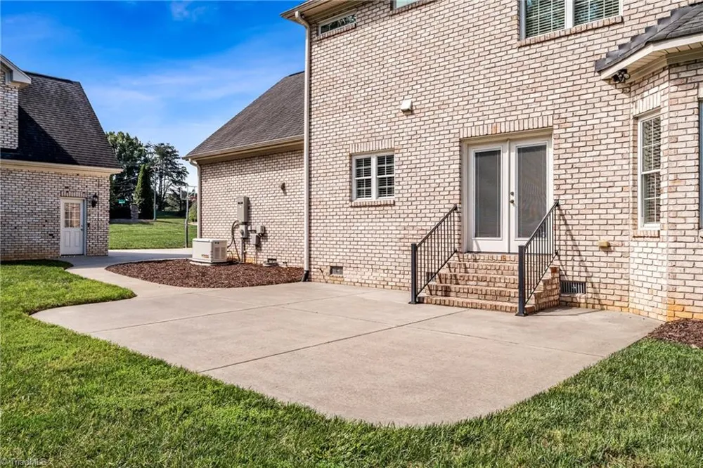 6202 Bradford Place Court Summerfield, NC 27358