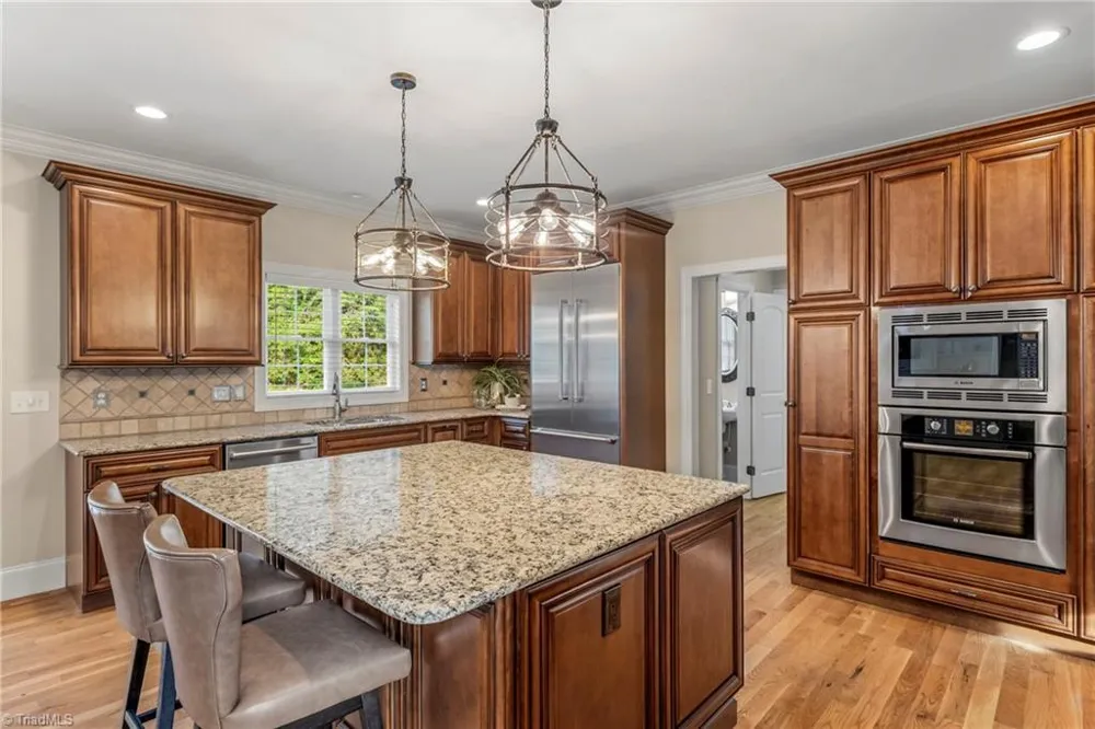 6202 Bradford Place Court Summerfield, NC 27358