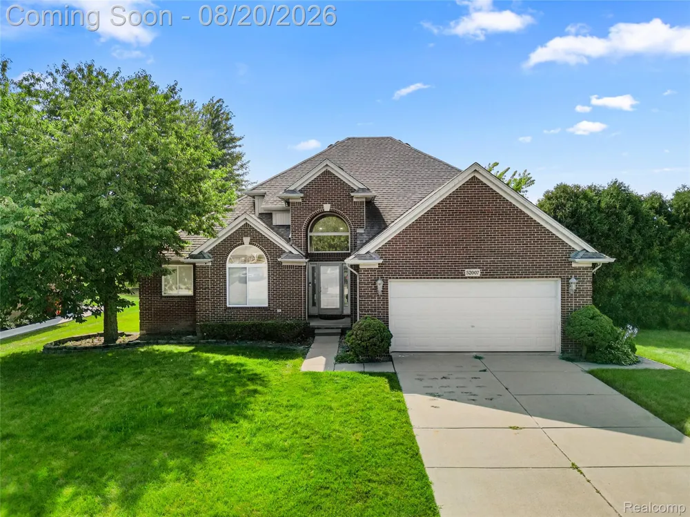 52007 Plum Creek Drive Chesterfield Township, MI 48047