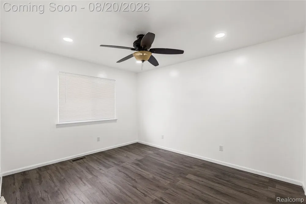 52007 Plum Creek Drive Chesterfield Township, MI 48047