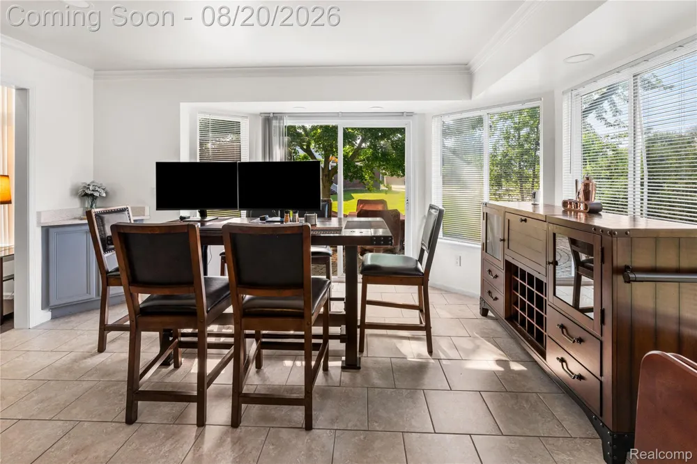 52007 Plum Creek Drive Chesterfield Township, MI 48047