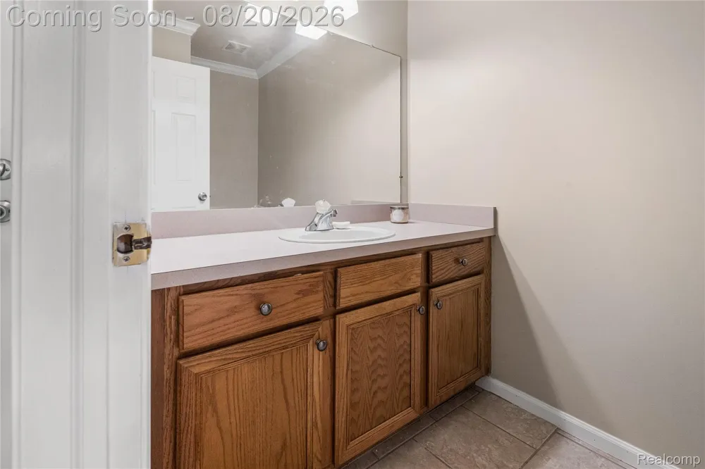 52007 Plum Creek Drive Chesterfield Township, MI 48047