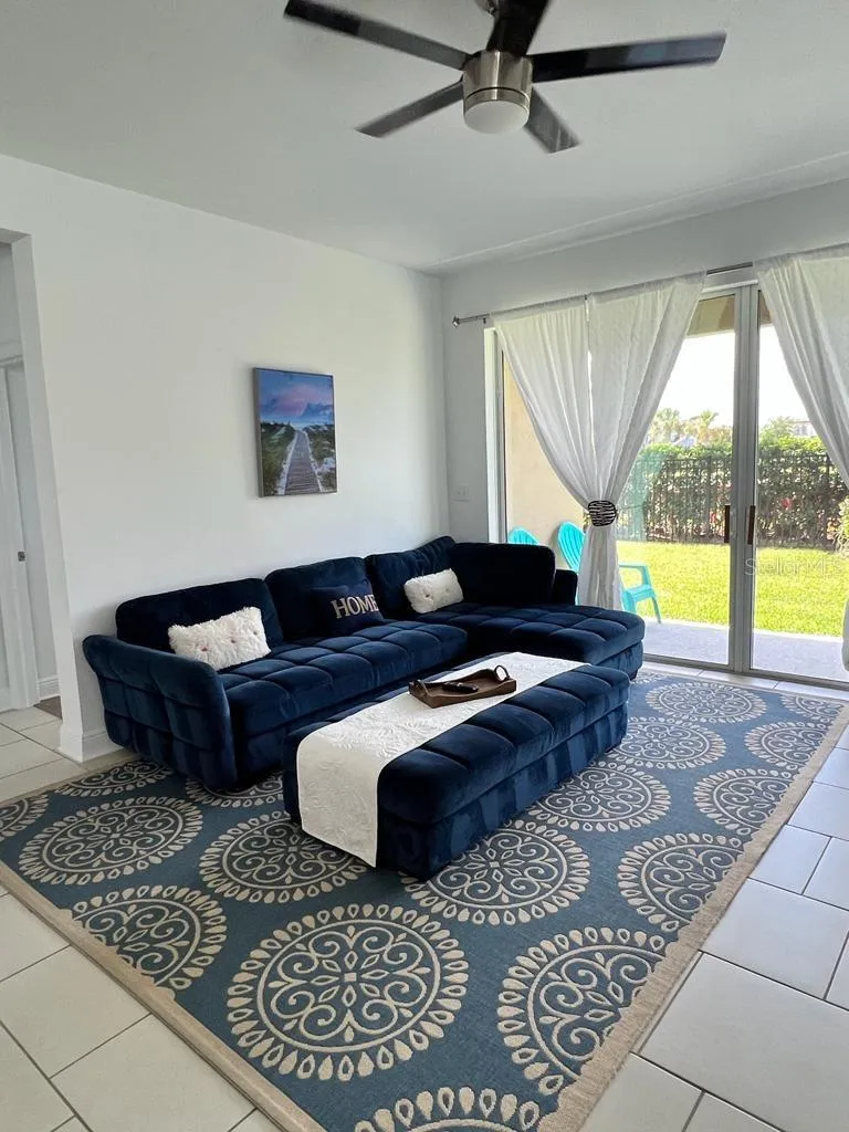6103 VOYAGERS PLACE Apollo Beach, FL 33572