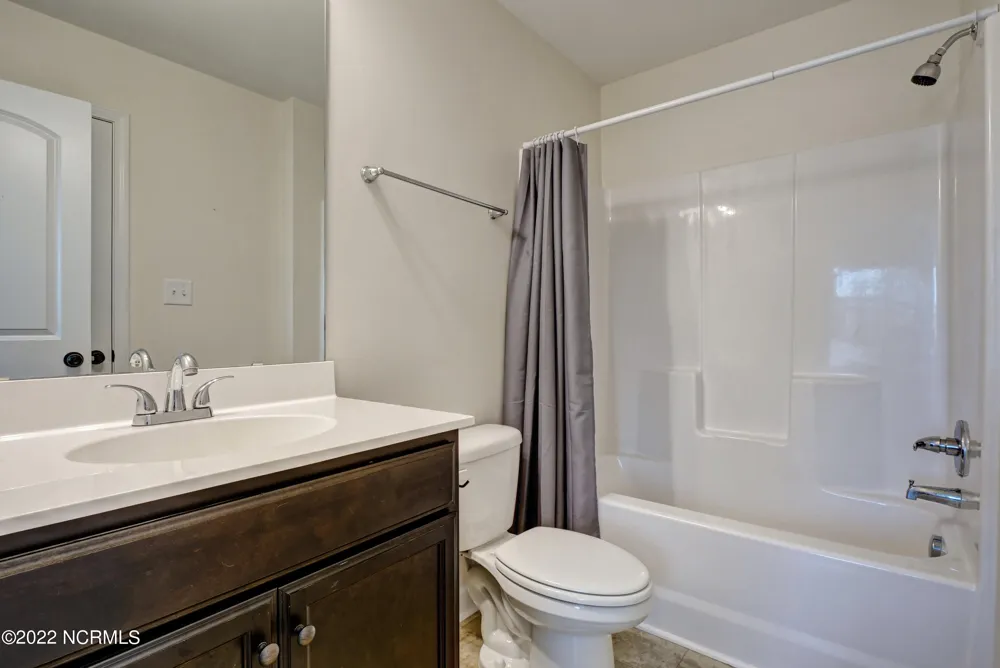 109 Easton Drive Richlands, NC 28574