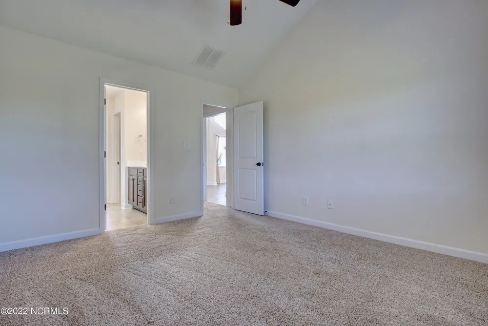 109 Easton Drive Richlands, NC 28574