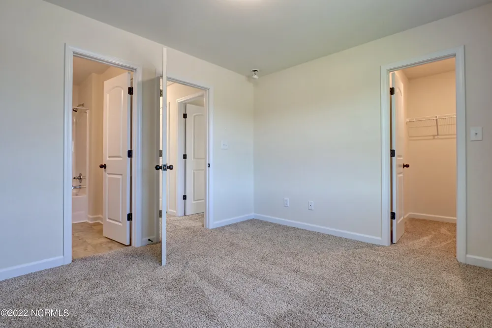109 Easton Drive Richlands, NC 28574