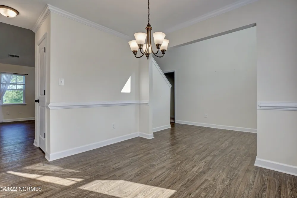 109 Easton Drive Richlands, NC 28574
