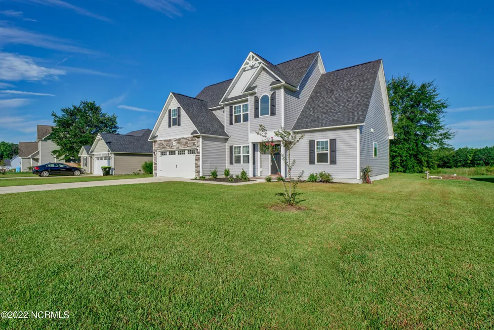 109 Easton Drive Richlands, NC 28574
