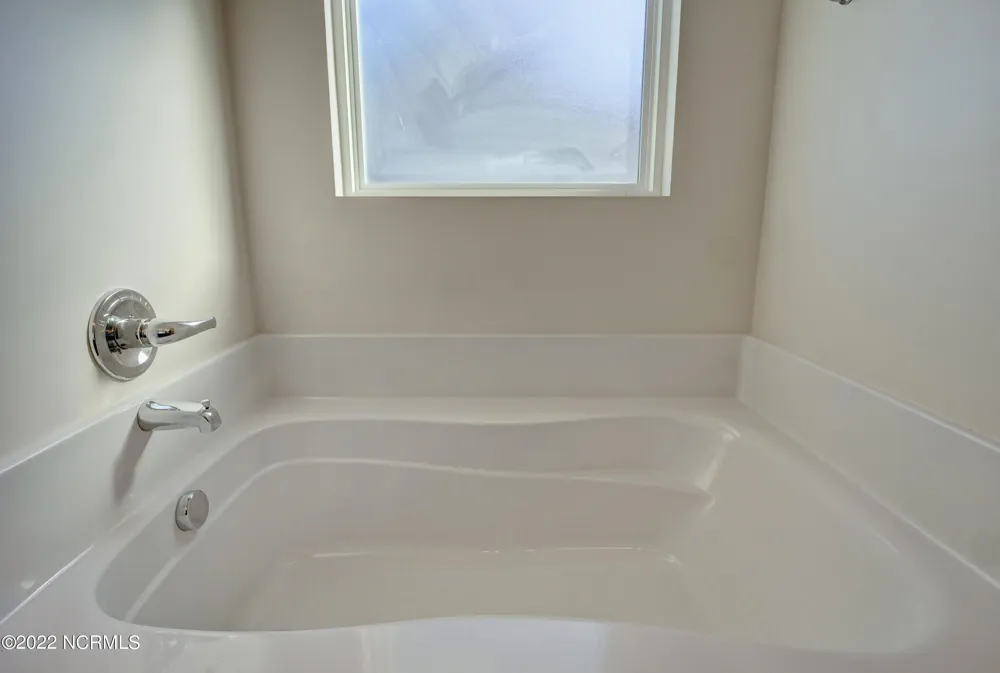 109 Easton Drive Richlands, NC 28574