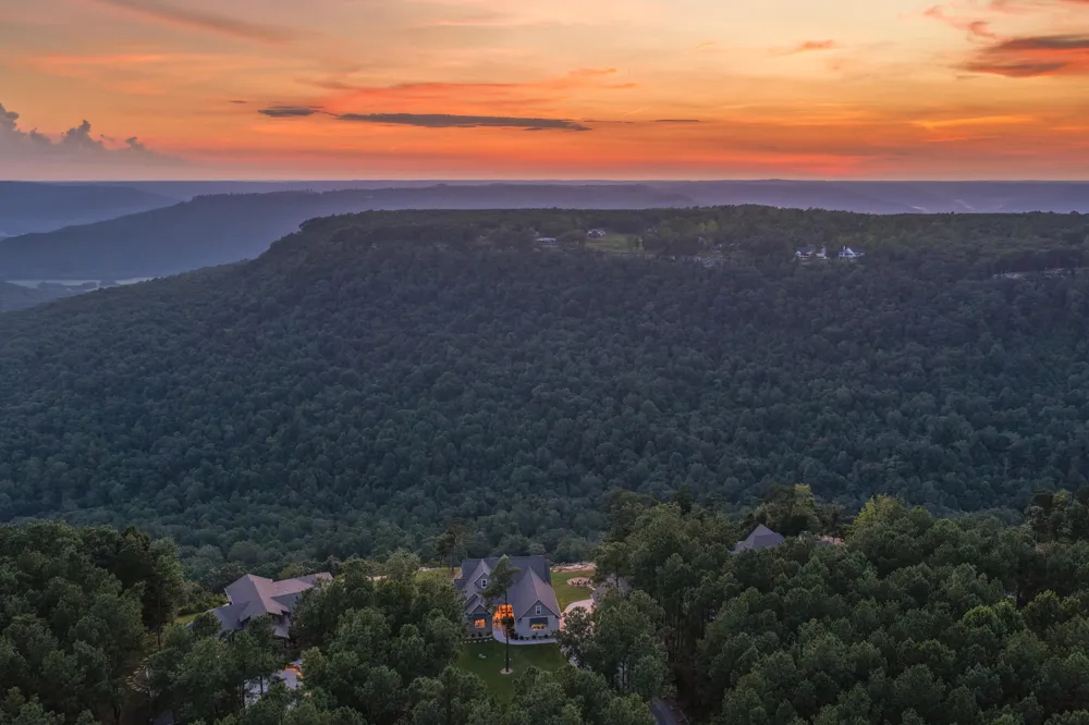 3745 Raulston Falls Road Jasper, TN 37347