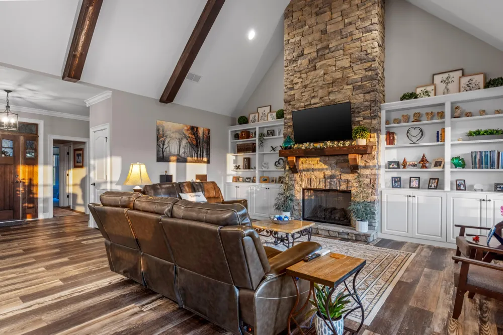 3745 Raulston Falls Road Jasper, TN 37347