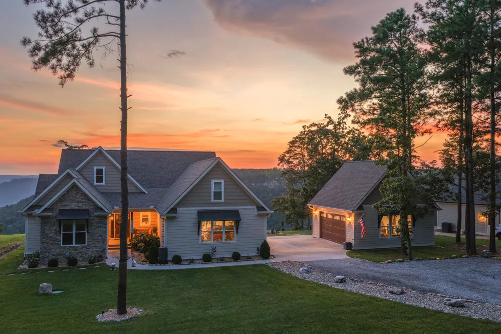 3745 Raulston Falls Road Jasper, TN 37347