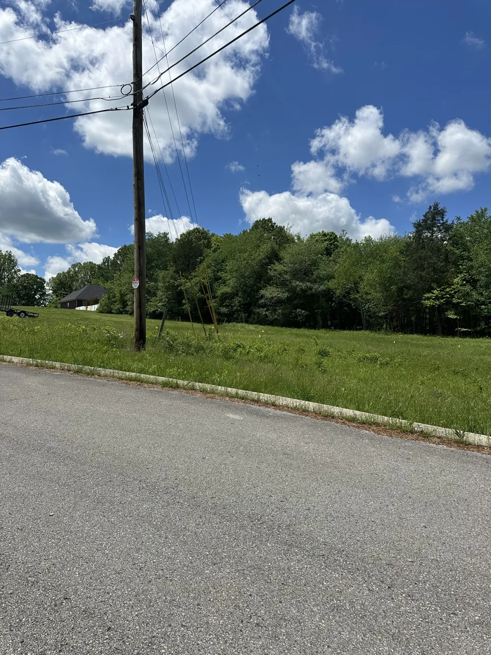 4050 Summit Dr Greenbrier, TN 37073