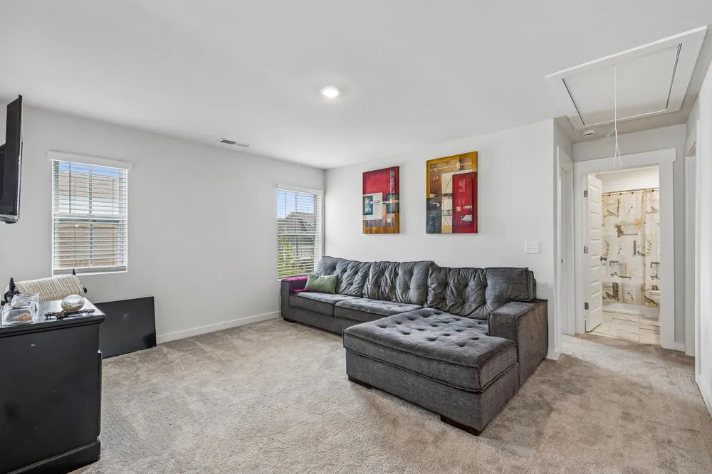 700 Tischer Dr Hendersonville, TN 37075