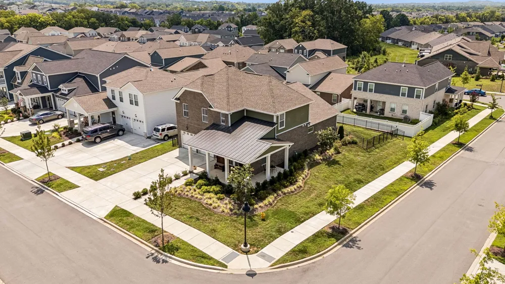700 Tischer Dr Hendersonville, TN 37075