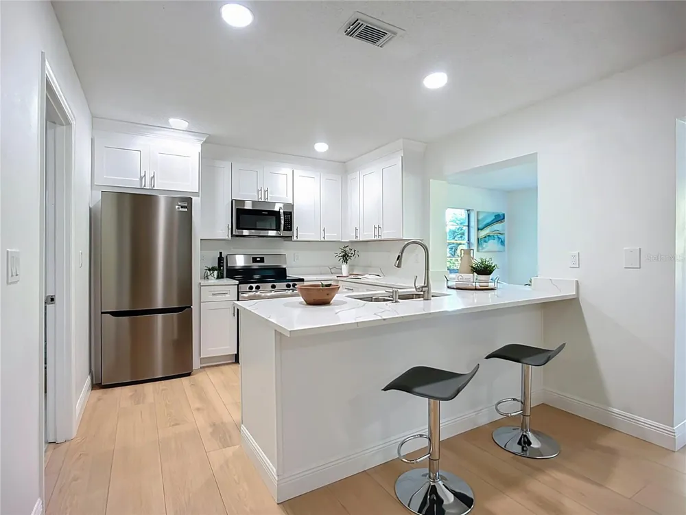 2014 HAMPSTEAD CIRCLE Sun City Center, FL 33573