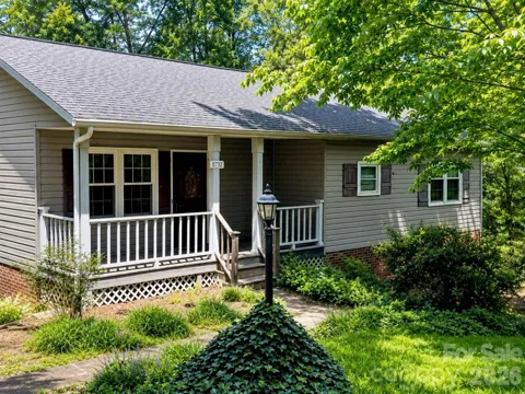2758 McNeelly Drive