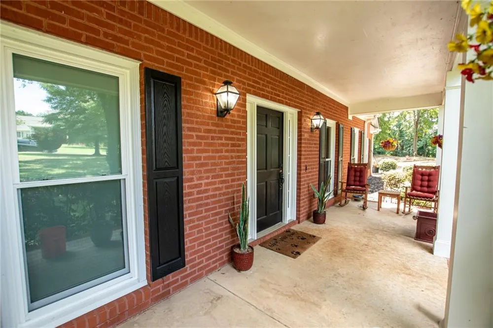 1011 Lakeside Court Bishop, GA 30621