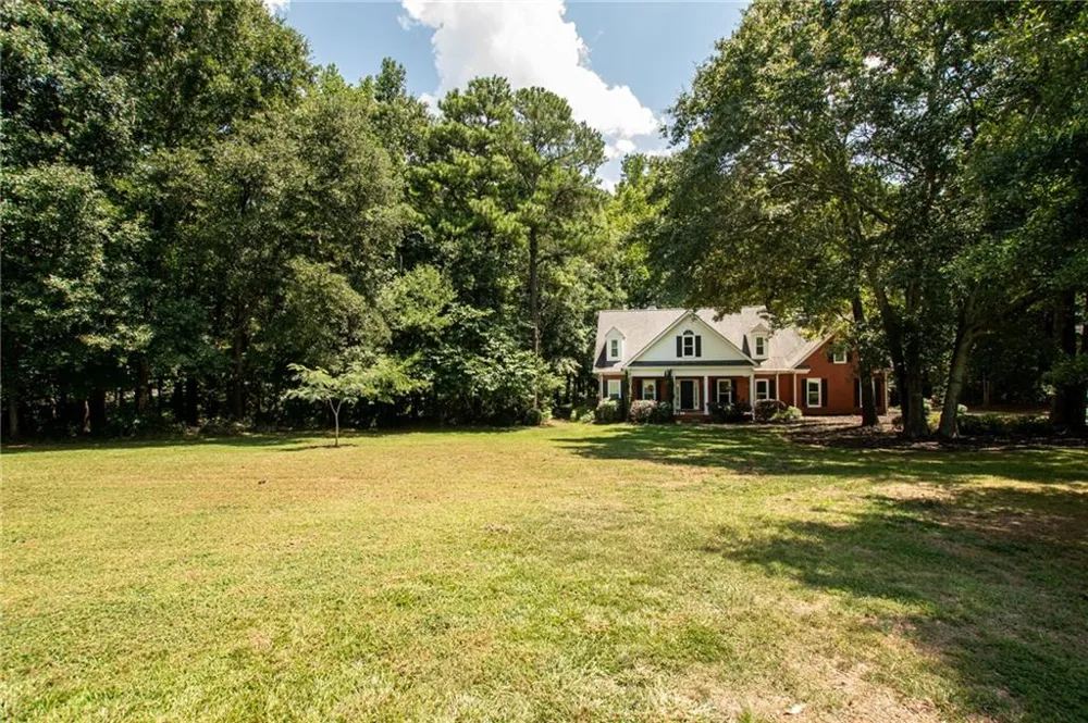 1011 Lakeside Court Bishop, GA 30621