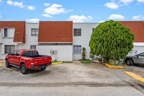 319 NW 109th Ave #3B