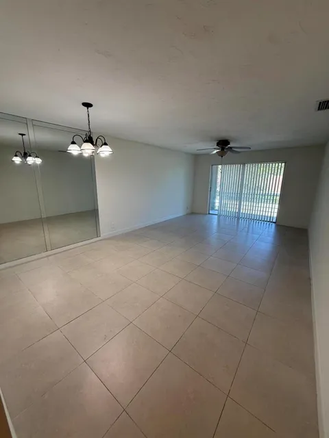 5515 LAKEWOOD CIRCLE #124