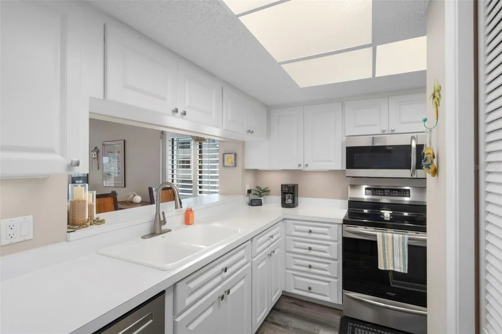 4650 BAY BOULEVARD #1048 Port Richey, FL 34668