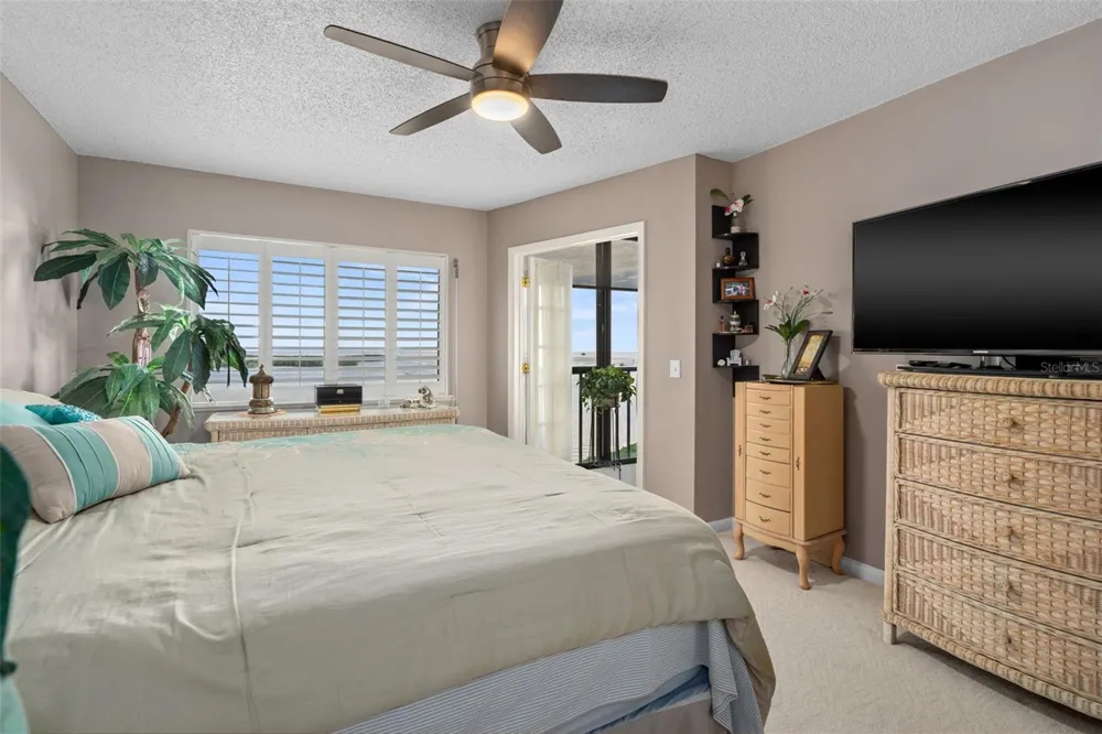 4650 BAY BOULEVARD #1048 Port Richey, FL 34668