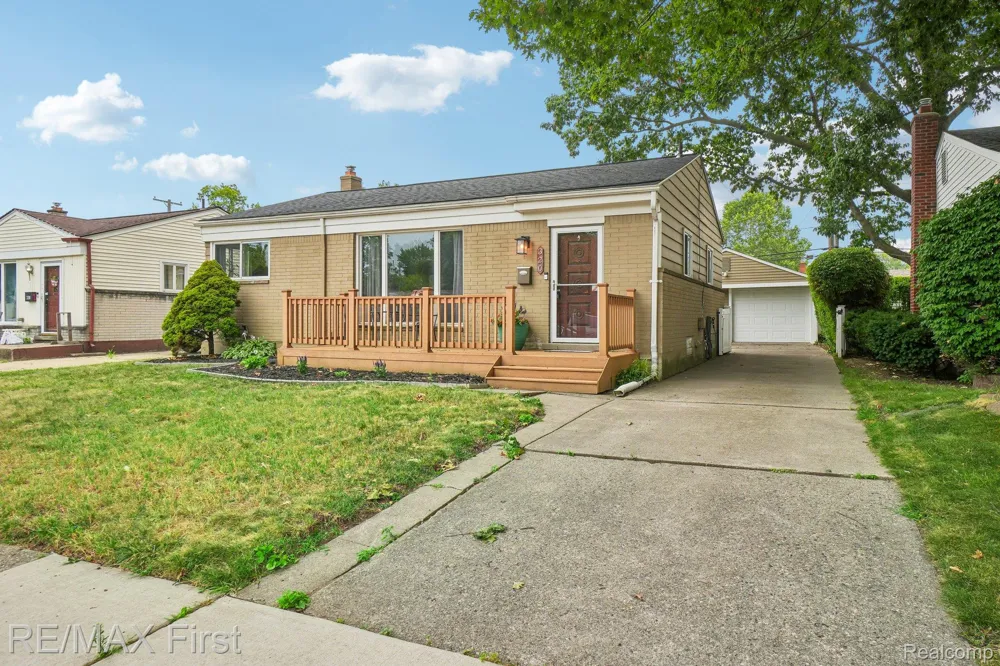 320 Hecht Drive Madison Heights City, MI 48071