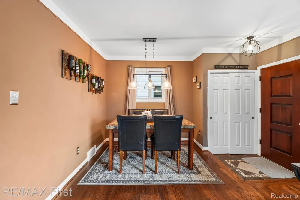 320 Hecht Drive Madison Heights City, MI 48071