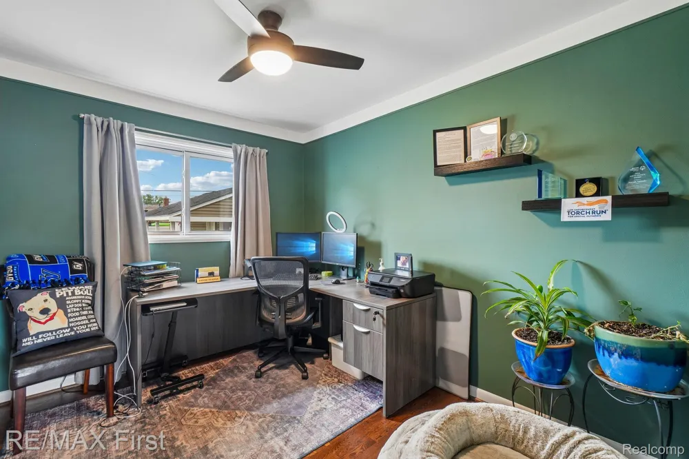 320 Hecht Drive Madison Heights City, MI 48071
