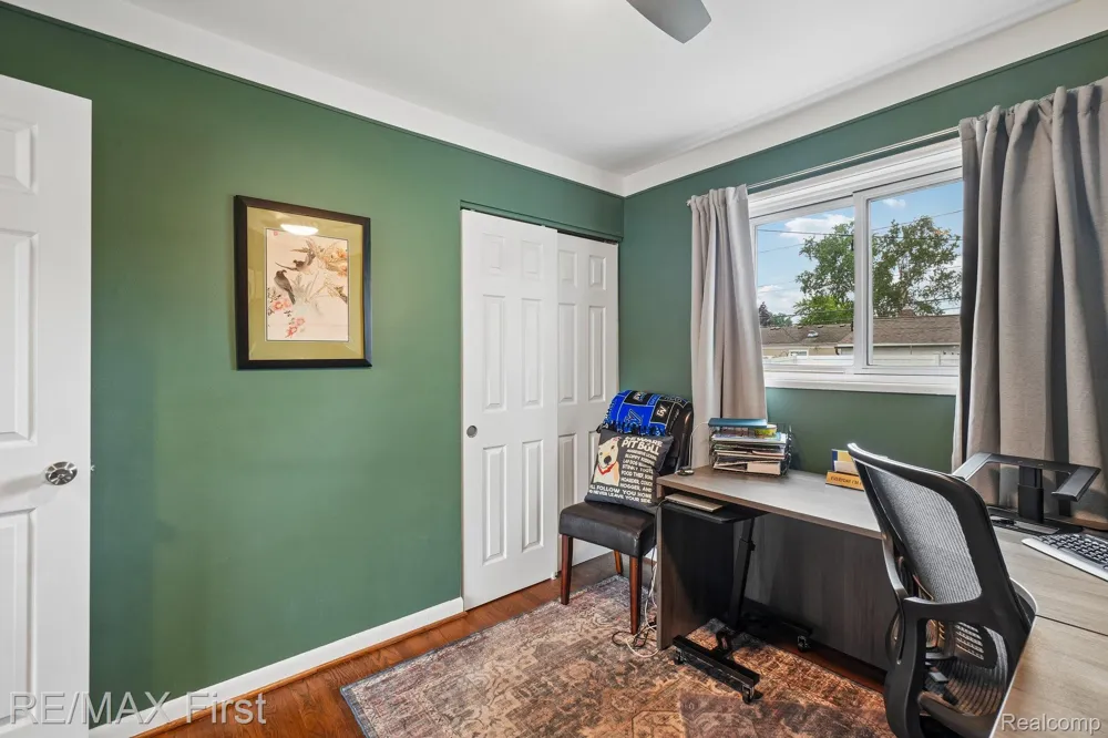 320 Hecht Drive Madison Heights City, MI 48071
