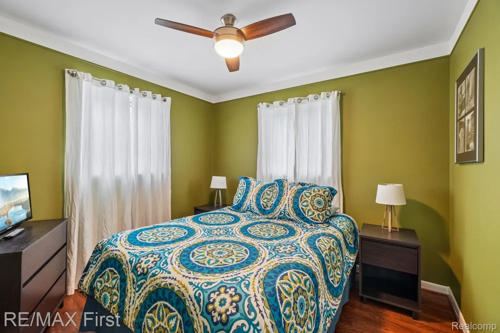 320 Hecht Drive Madison Heights City, MI 48071