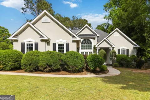 820 Clifton RDG