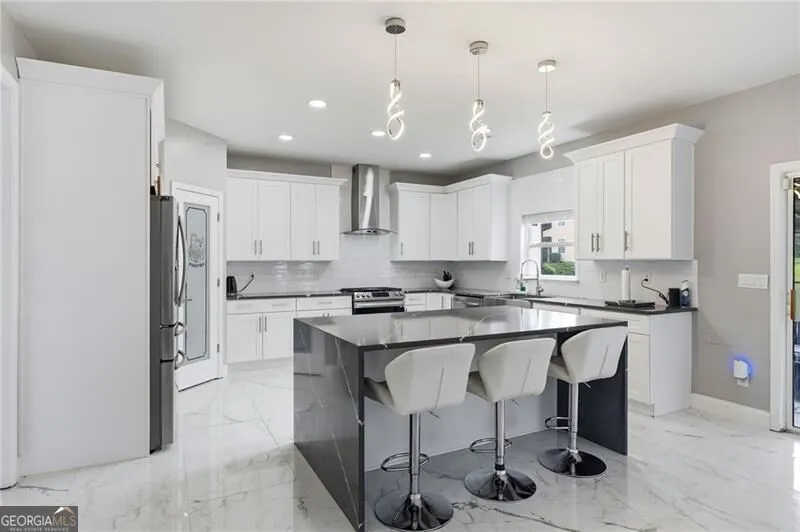 752 Key Largo PTE Auburn, GA 30011