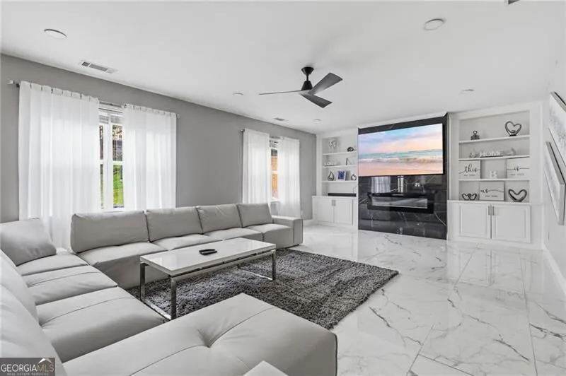 752 Key Largo PTE Auburn, GA 30011