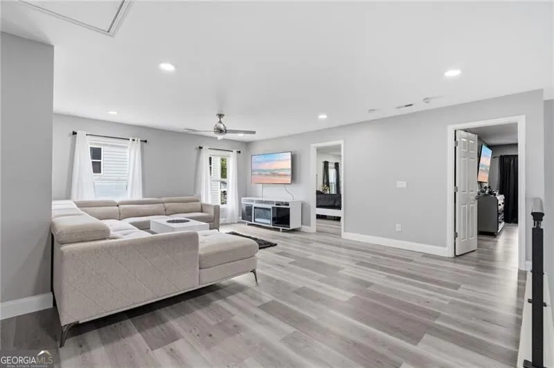752 Key Largo PTE Auburn, GA 30011