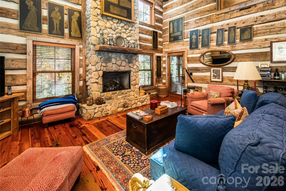 69 Dogwood Branch Road Zirconia, NC 28790