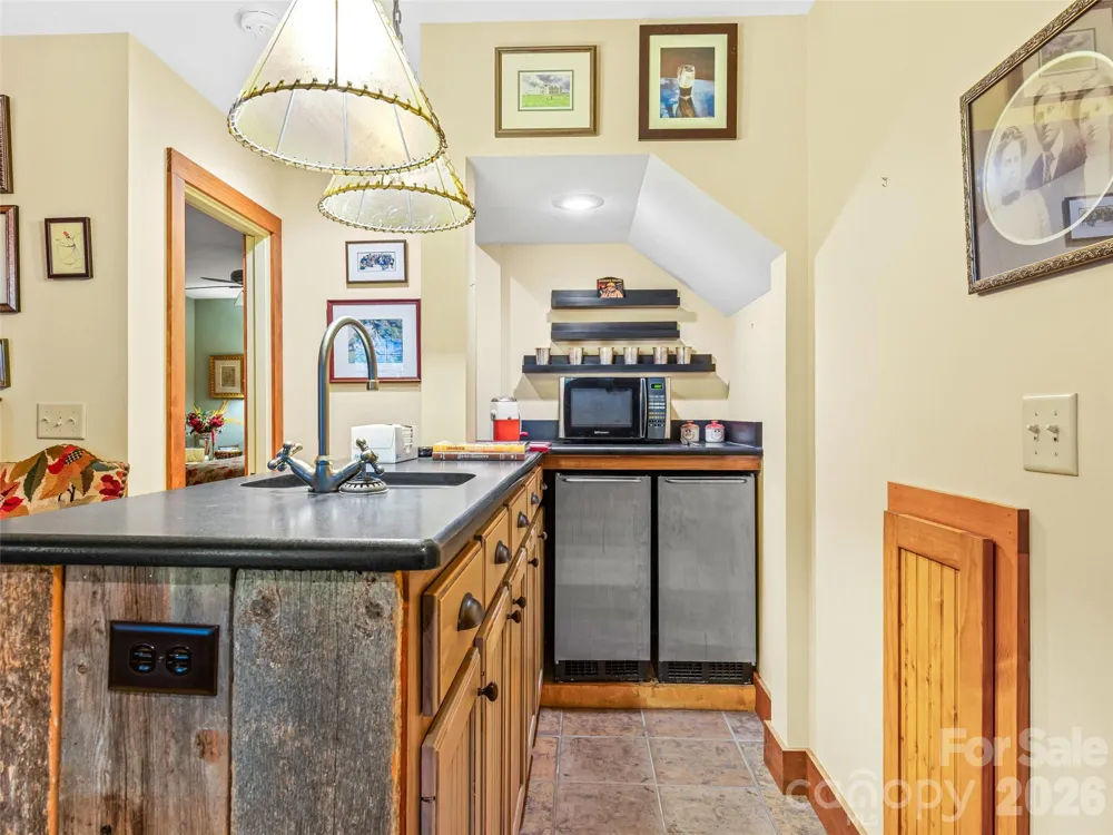 69 Dogwood Branch Road Zirconia, NC 28790