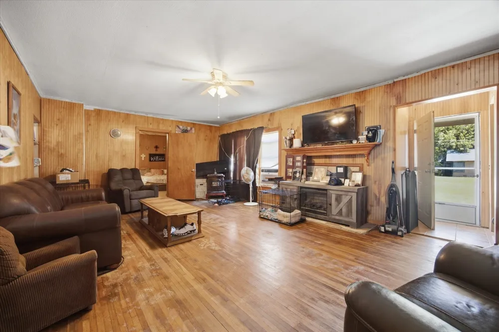 112 S Fm 44 Annona, TX 75550