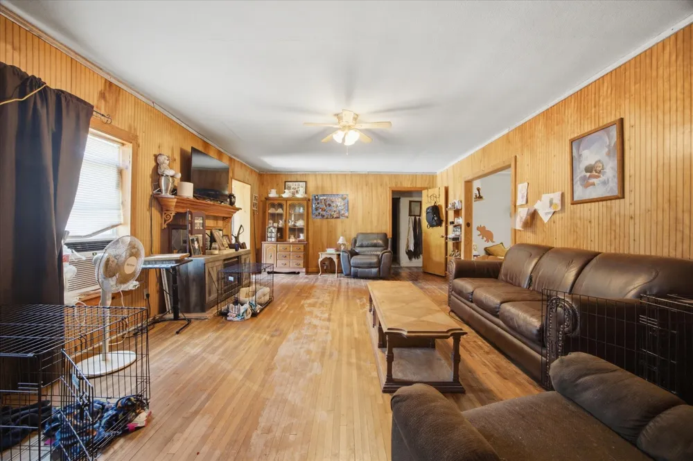 112 S Fm 44 Annona, TX 75550