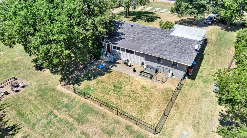 2403 State Hwy 78 S Farmersville, TX 75442
