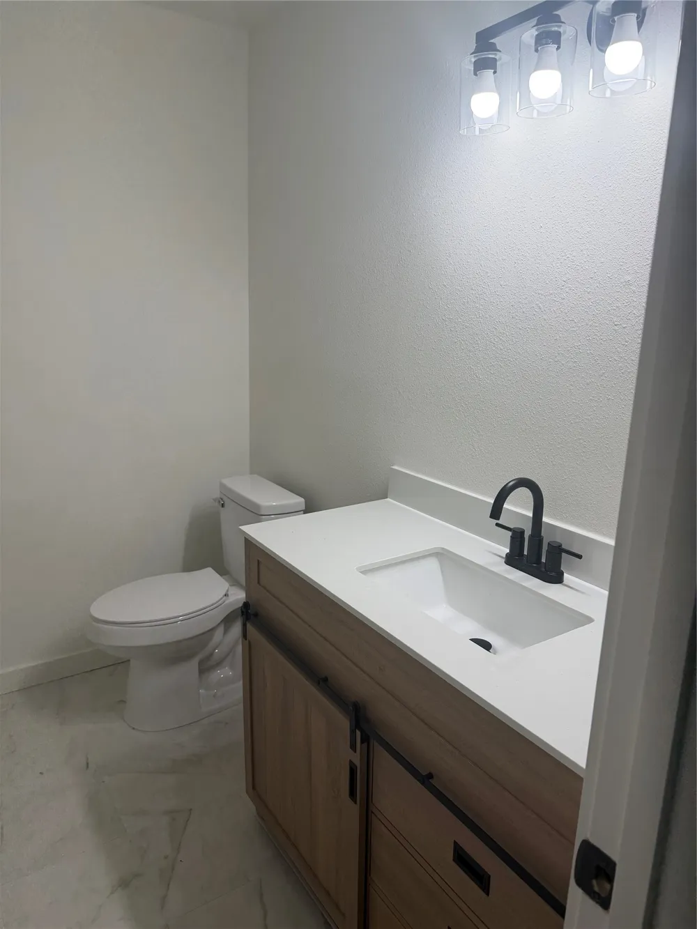 102 S Sendero Drive Decatur, TX 76234
