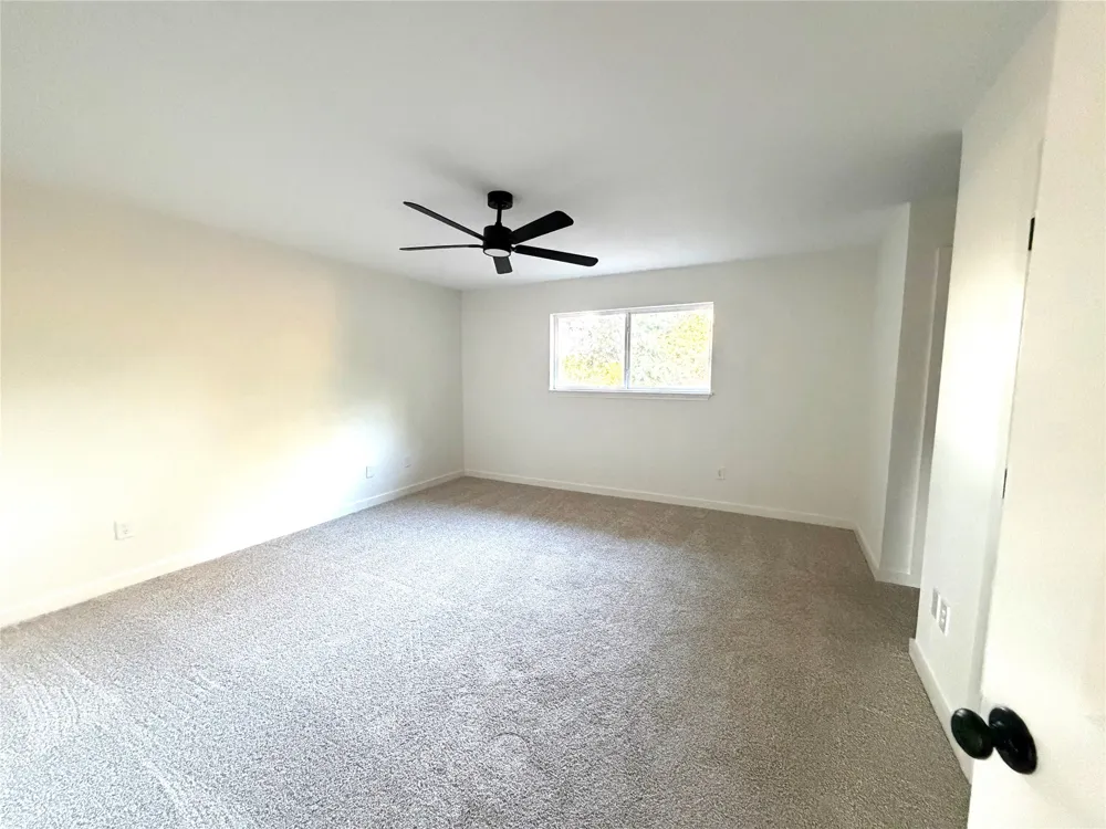 102 S Sendero Drive Decatur, TX 76234